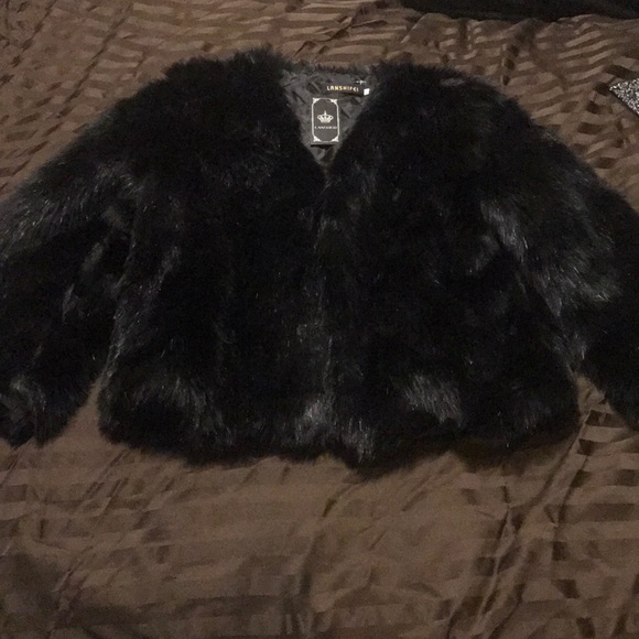lanshifei Jackets & Blazers - Lanshifei Faux fur jacket sz XL